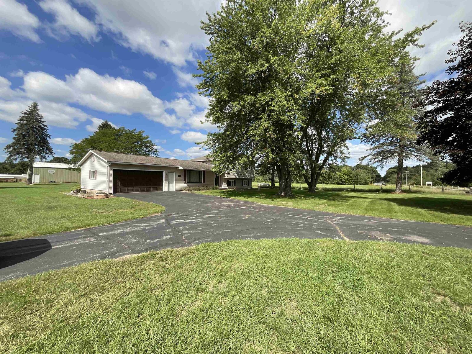 Property Photo:  191 N Hockaday Road  MI 48624 