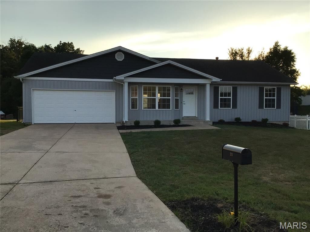 Property Photo:  21 Great Owls Way Way  MO 63389 