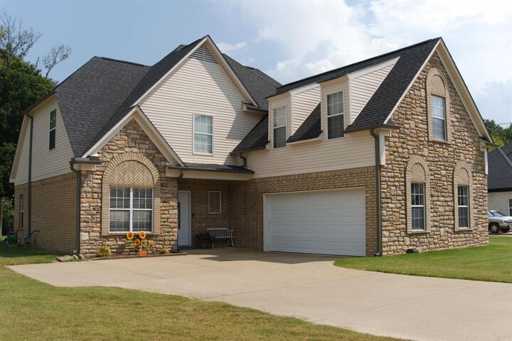 Property Photo:  240 Carrington Ave  TN 38011 