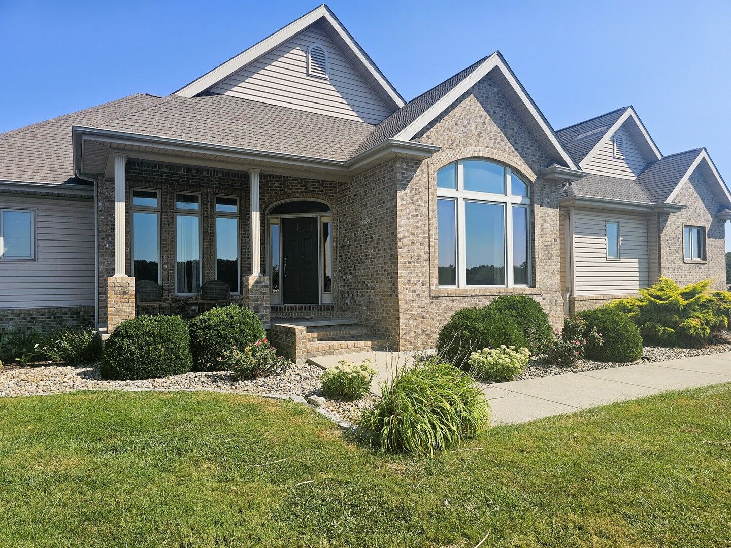 Property Photo: 15228 E Holland Drive IL 62864
