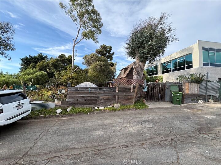 Property Photo:  1041 Boundary Place  CA 90266 