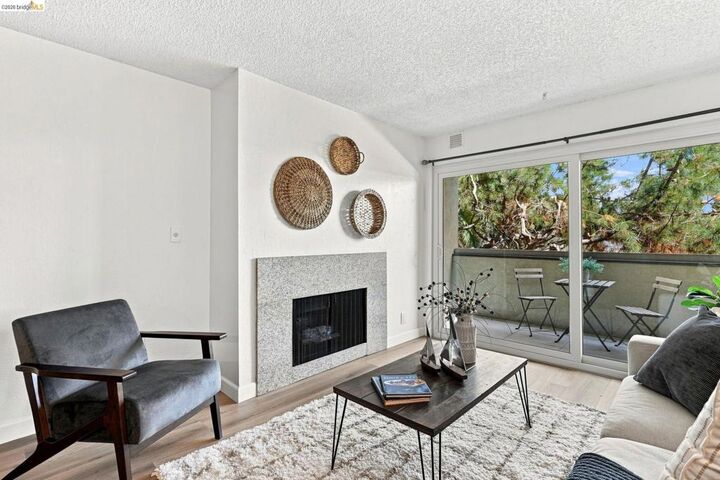 Property Photo:  955 Shorepoint Court 208  CA 94501 