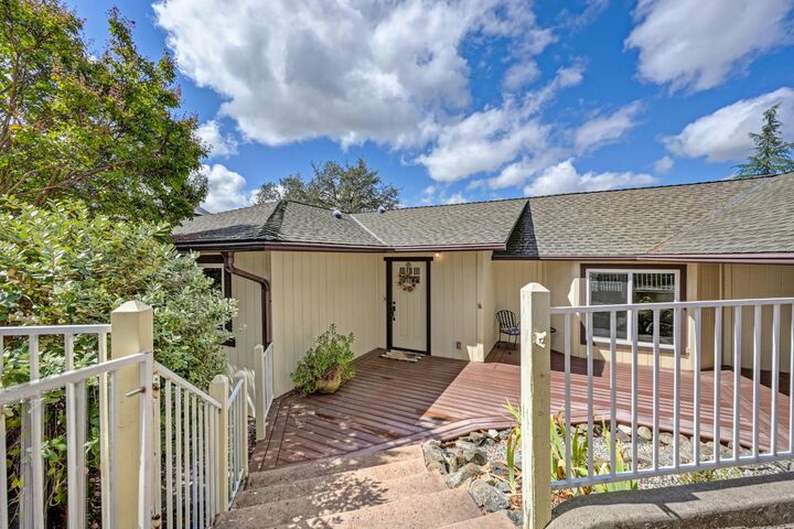 Property Photo: 13894 Hemlock Drive CA 95946