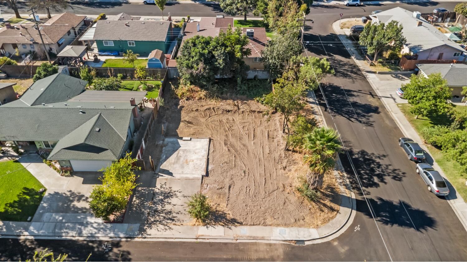 Property Photo: 1648 Ascot Drive CA 95350
