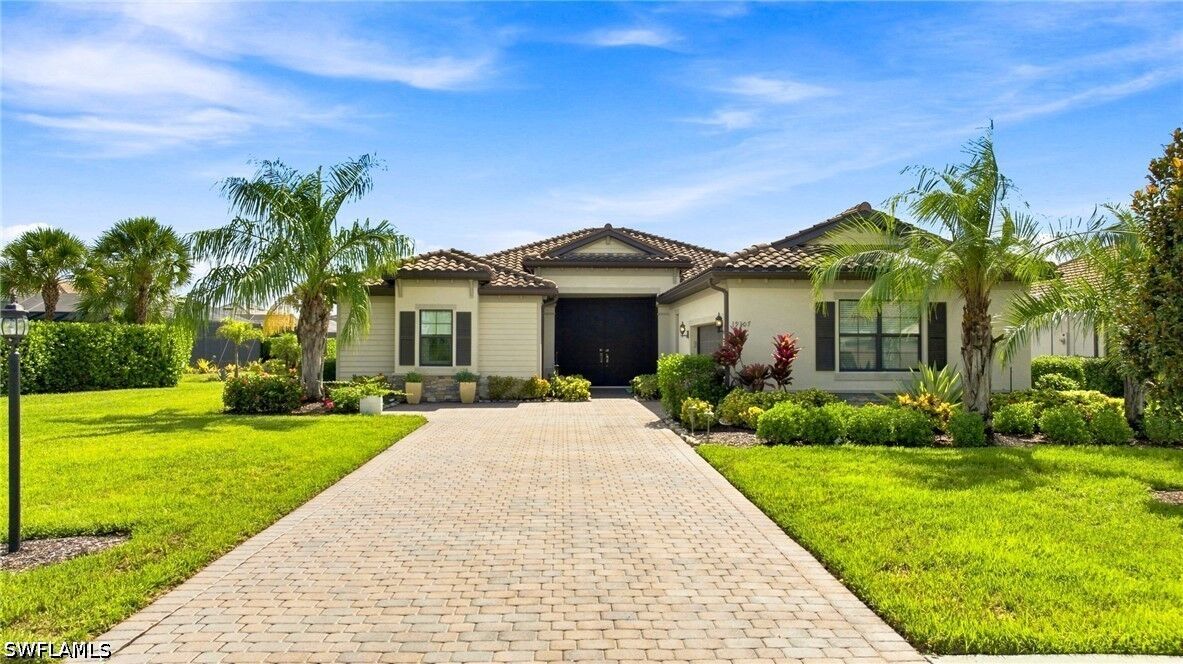 Property Photo: 19107 Elmdale Way FL 33928
