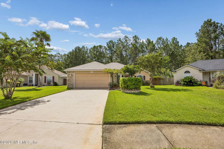 Property Photo:  1963 Hunters Trace Circle  FL 32068 