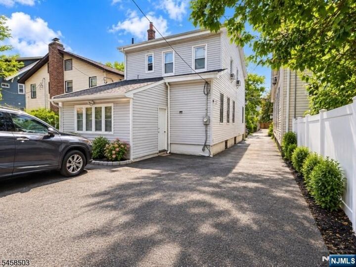 Property Photo:  155 Weequahic Avenue  NJ 07112 