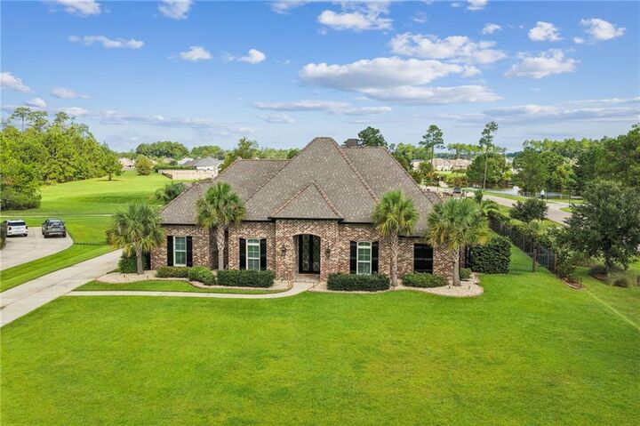 Property Photo:  900 Pine Wild Circle  LA 70447 