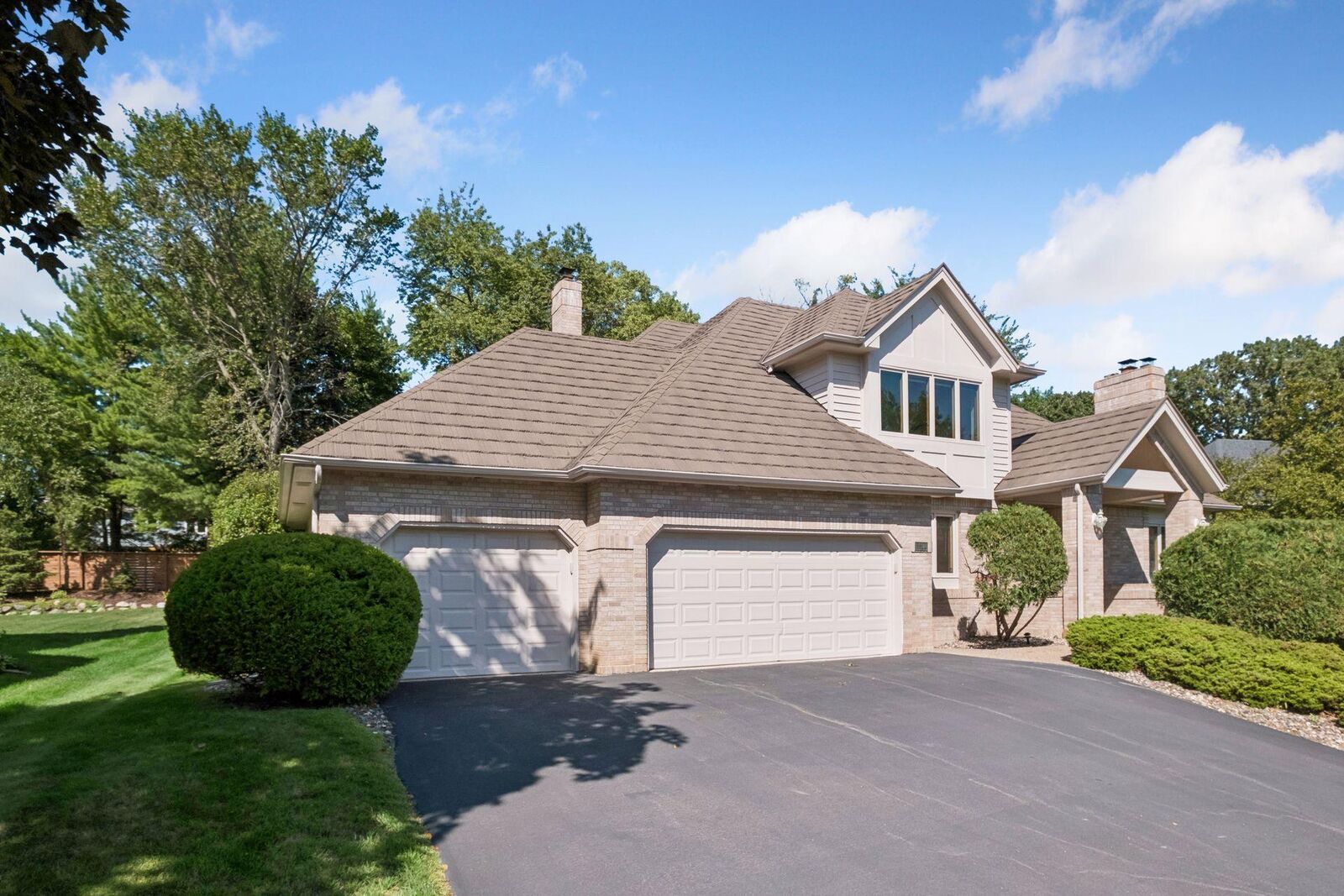 Property Photo: 11304 Bluestem Lane MN 55347