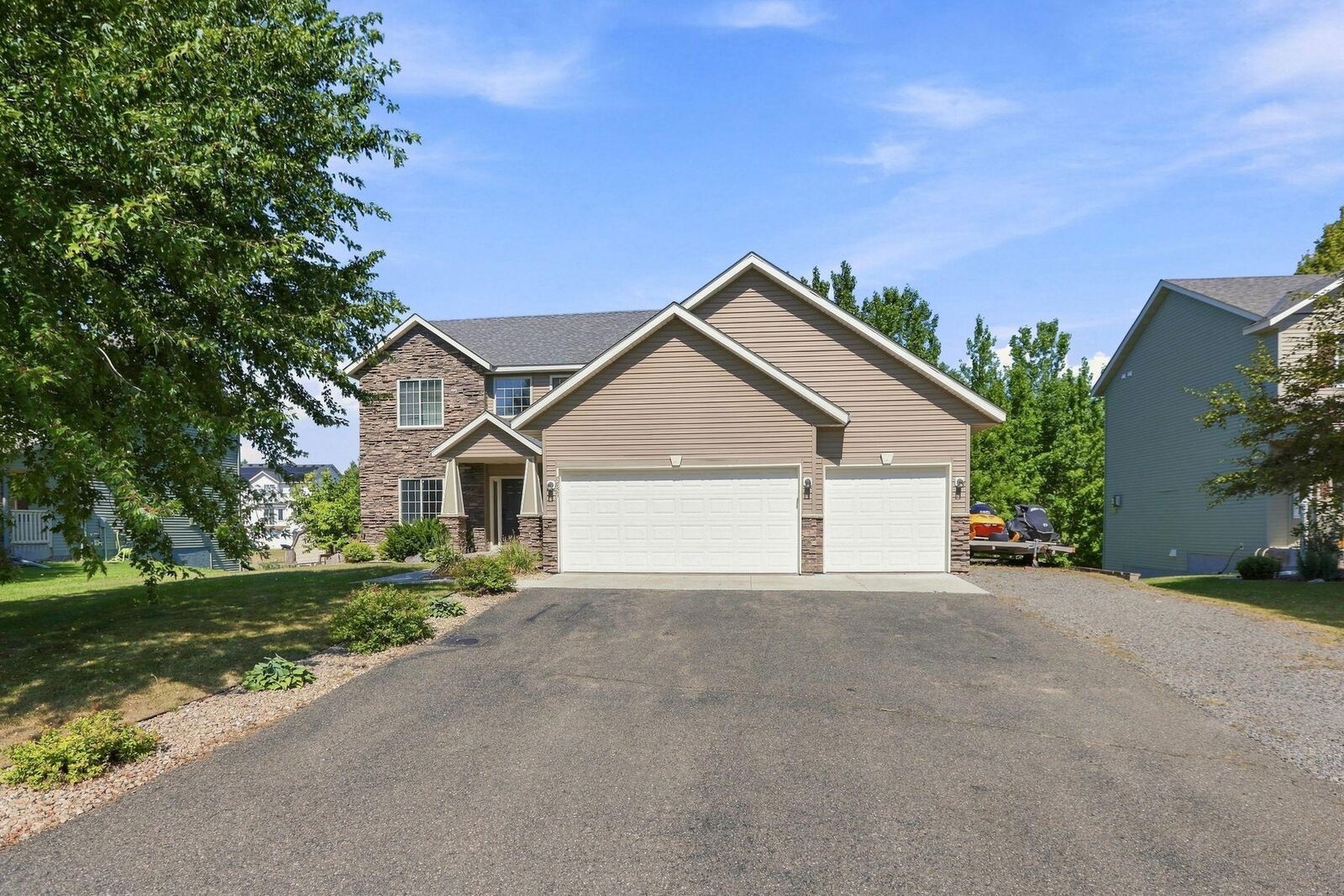 Property Photo:  6657 E Oak Drive  MN 55362 