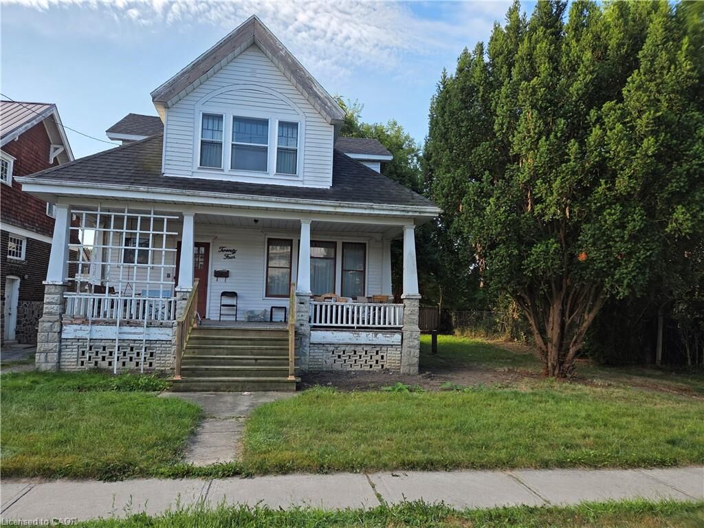 Property Photo: 24 Stanley Avenue ON N7M 3J2