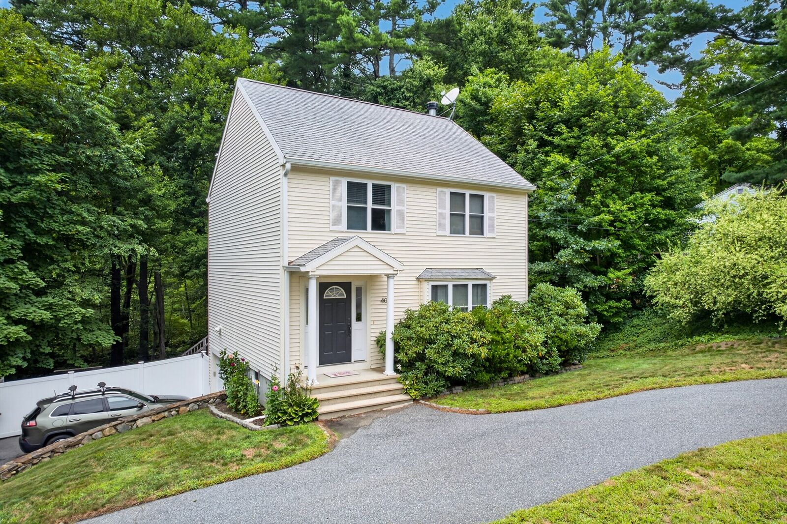 Property Photo:  40 Hartford Ave N  MA 01568 