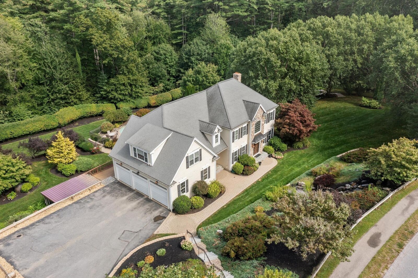Property Photo:  35 Sandy Ridge Road  MA 01564 