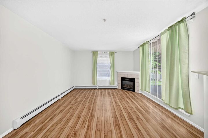 Property Photo:  5500 Somervale Court SW 109  AB T2Y 4L9 