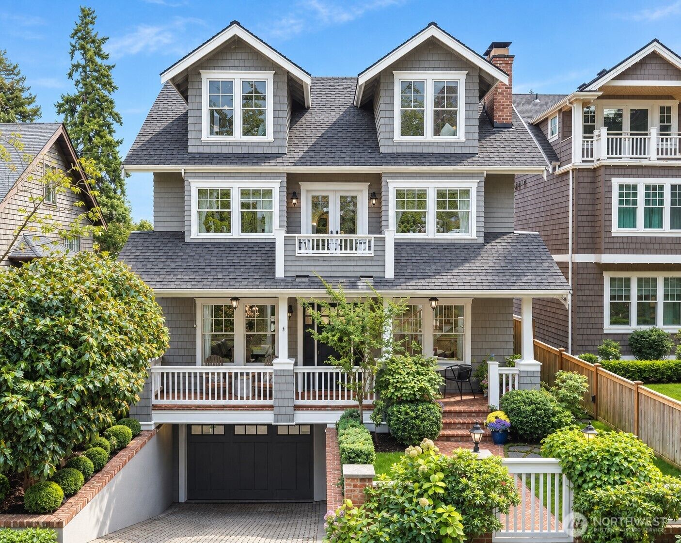 Property Photo: 1508 37th Avenue E WA 98112