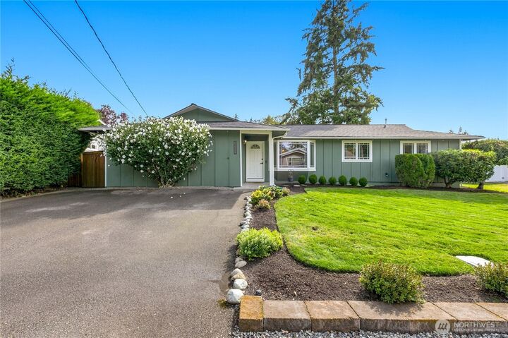 Property Photo: 19032 86th Avenue NE WA 98011