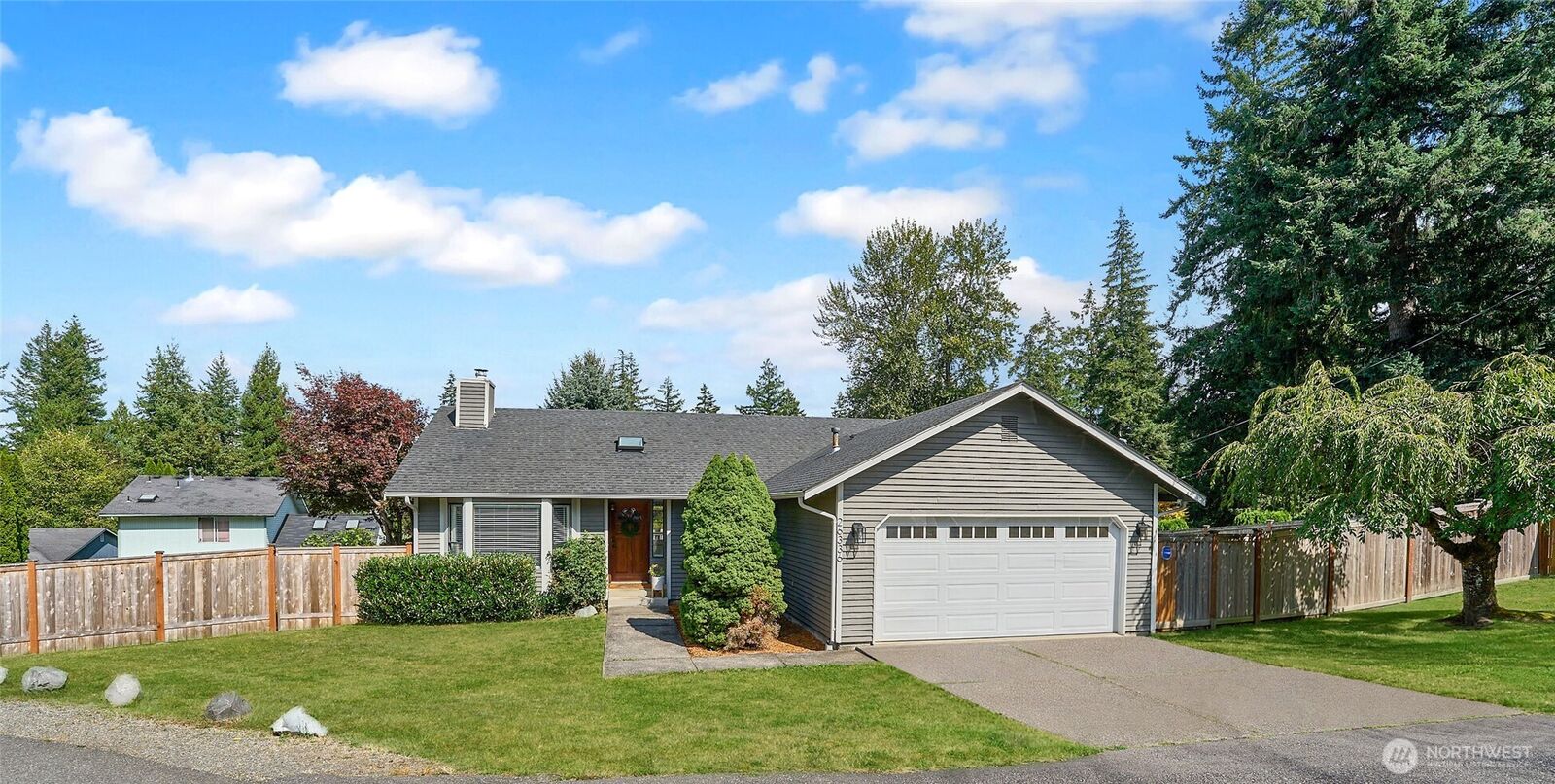 Property Photo: 26336 220th Pl SE WA 98038