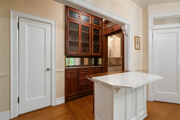 Property Photo:  33-16 81st Street 32-B  NY 11372 