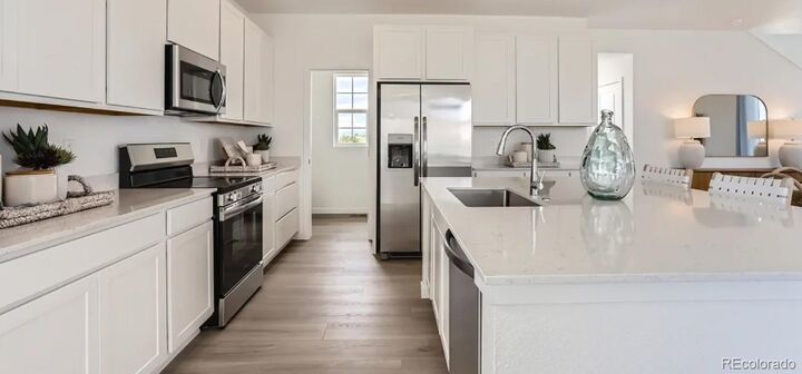 Property Photo:  6962 Arbor Boulevard E  CO 80602 