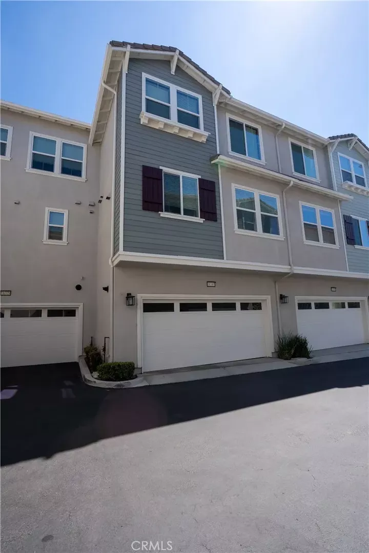 Property Photo:  18381 Iris Lane  CA 92886 