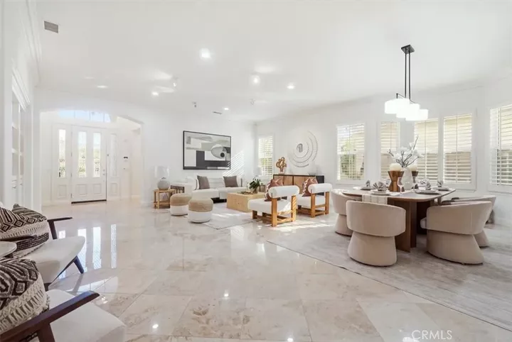 Property Photo: 20356 Via Cellini CA 91326