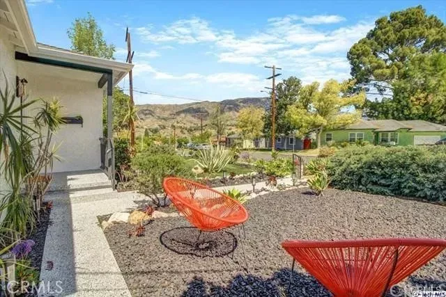 Property Photo:  10811 Floralita Avenue  CA 91040 