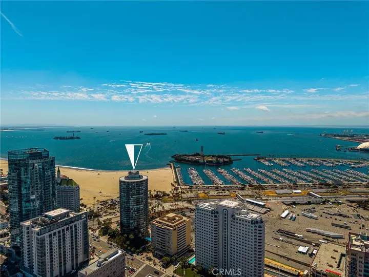 Property Photo:  700 E Ocean 706  CA 90802 