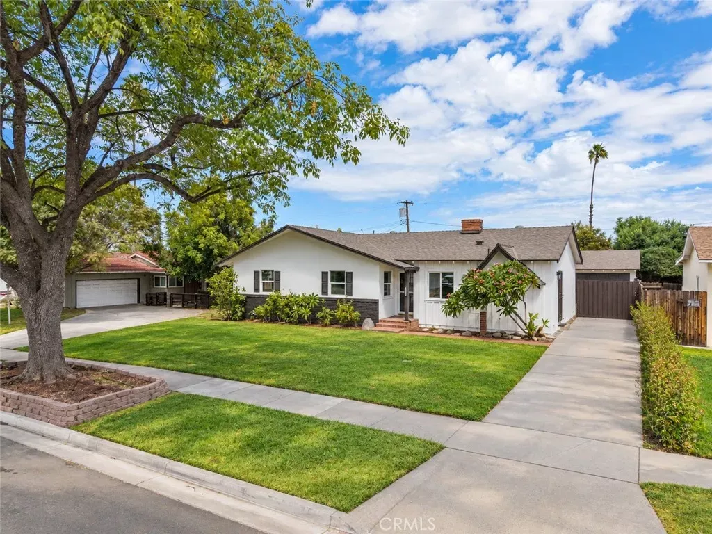 Property Photo:  3913 Madrona Road  CA 92504 