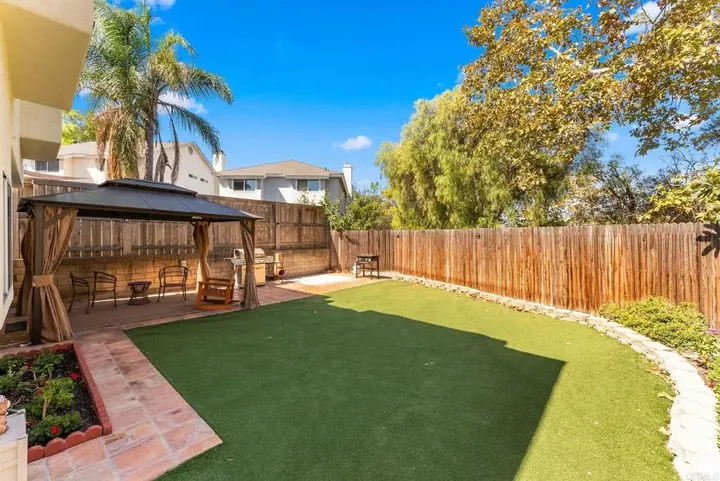 Property Photo:  2382 Maravilla Way  CA 92056 