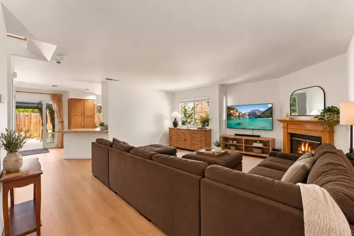 Property Photo:  2382 Maravilla Way  CA 92056 