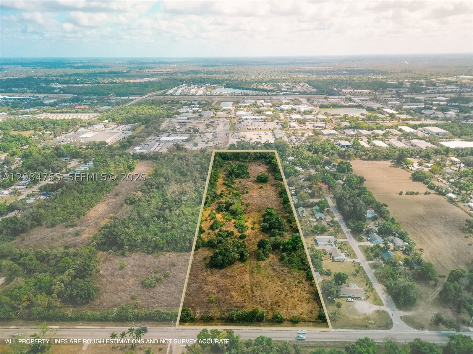 Property Photo: 621 Ortiz Ave FL 33905