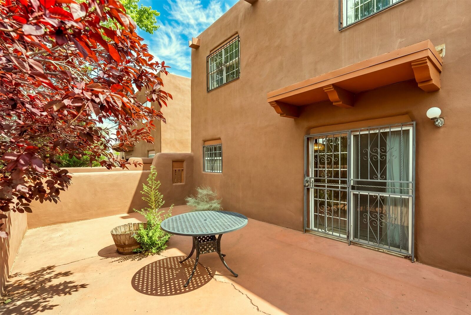 Property Photo:  804 Faldas De La Sierra  NM 87501 