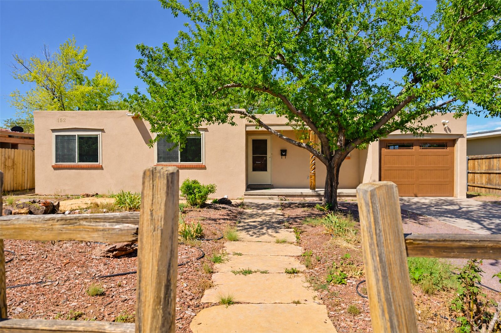 Property Photo:  2592 Camino Chueco  NM 87505 
