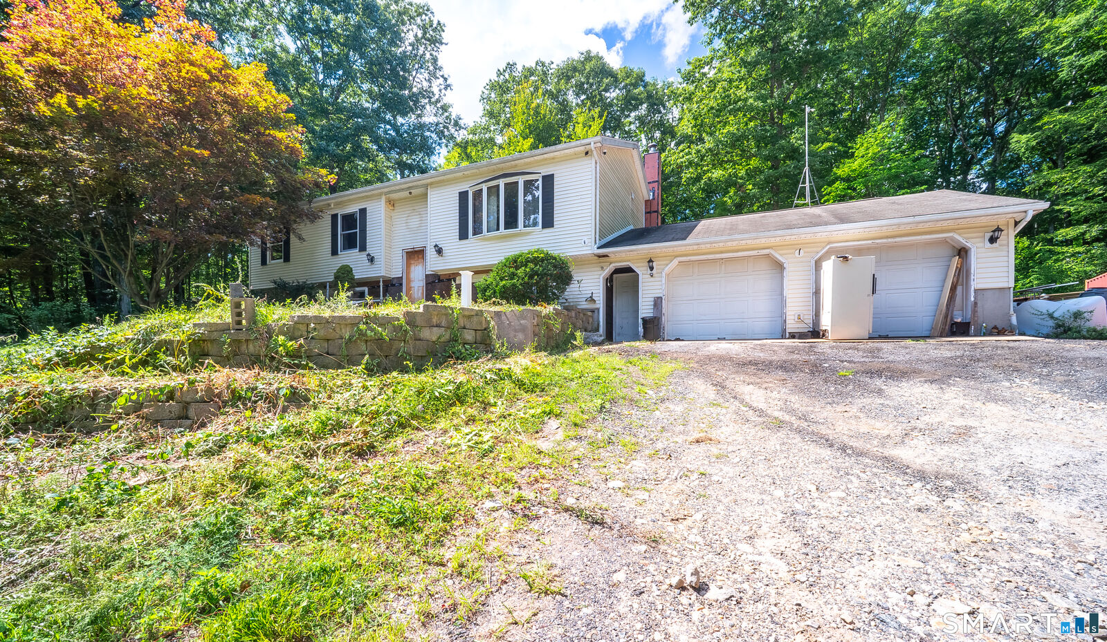 Property Photo: 626 Beaver Meadow Road CT 06441