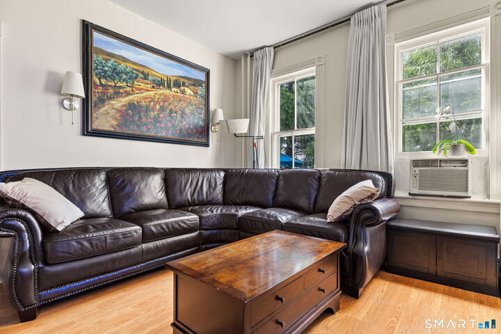 Property Photo:  12 Fort Point Street  CT 06855 
