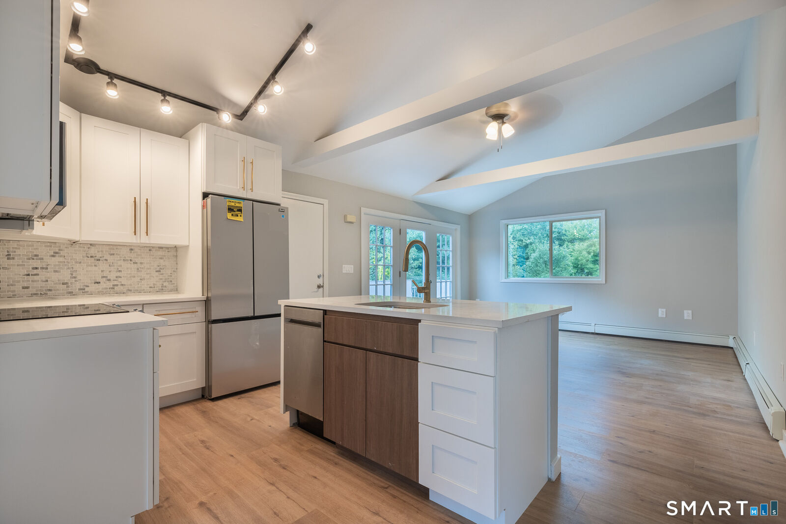 Property Photo:  147 Chestnut Tree Hill Road  CT 06478 