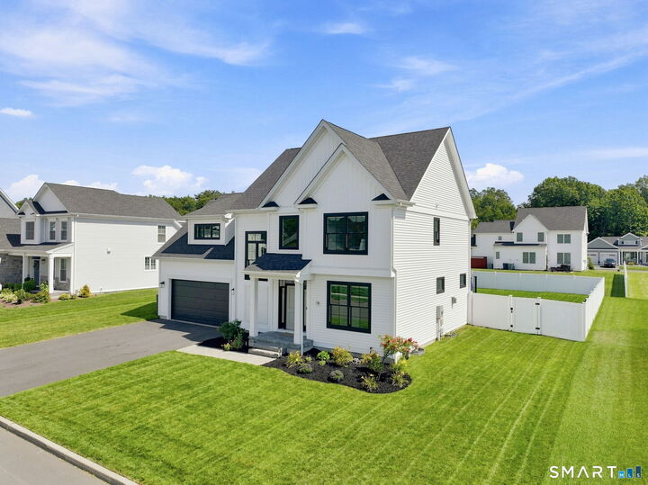 Property Photo:  78 Oakwood Circle  CT 06062 