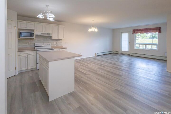 Property Photo: 934 Heritage View 104 SK S7H 5R9