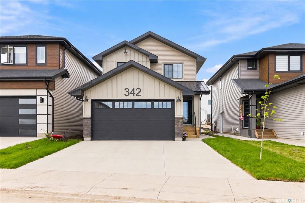 Property Photo:  342 Katz Avenue  SK S7V 1Y6 