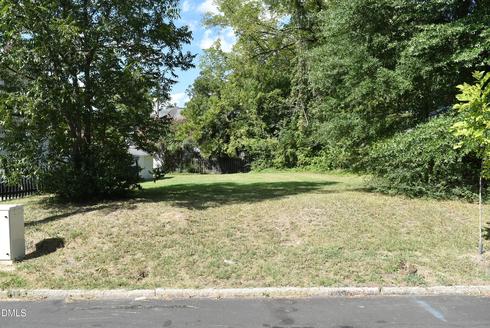 Property Photo: 503 Price Avenue NC 27701