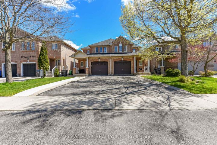 Property Photo:  33 Coppermill Drive  ON L7A 1N1 