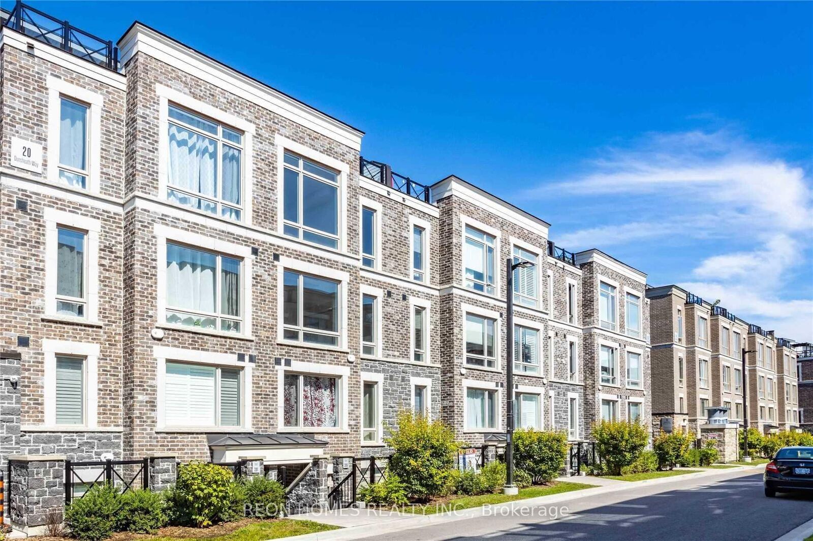 Property Photo:  20 Dunsheath Way 315  ON L6B 1N3 