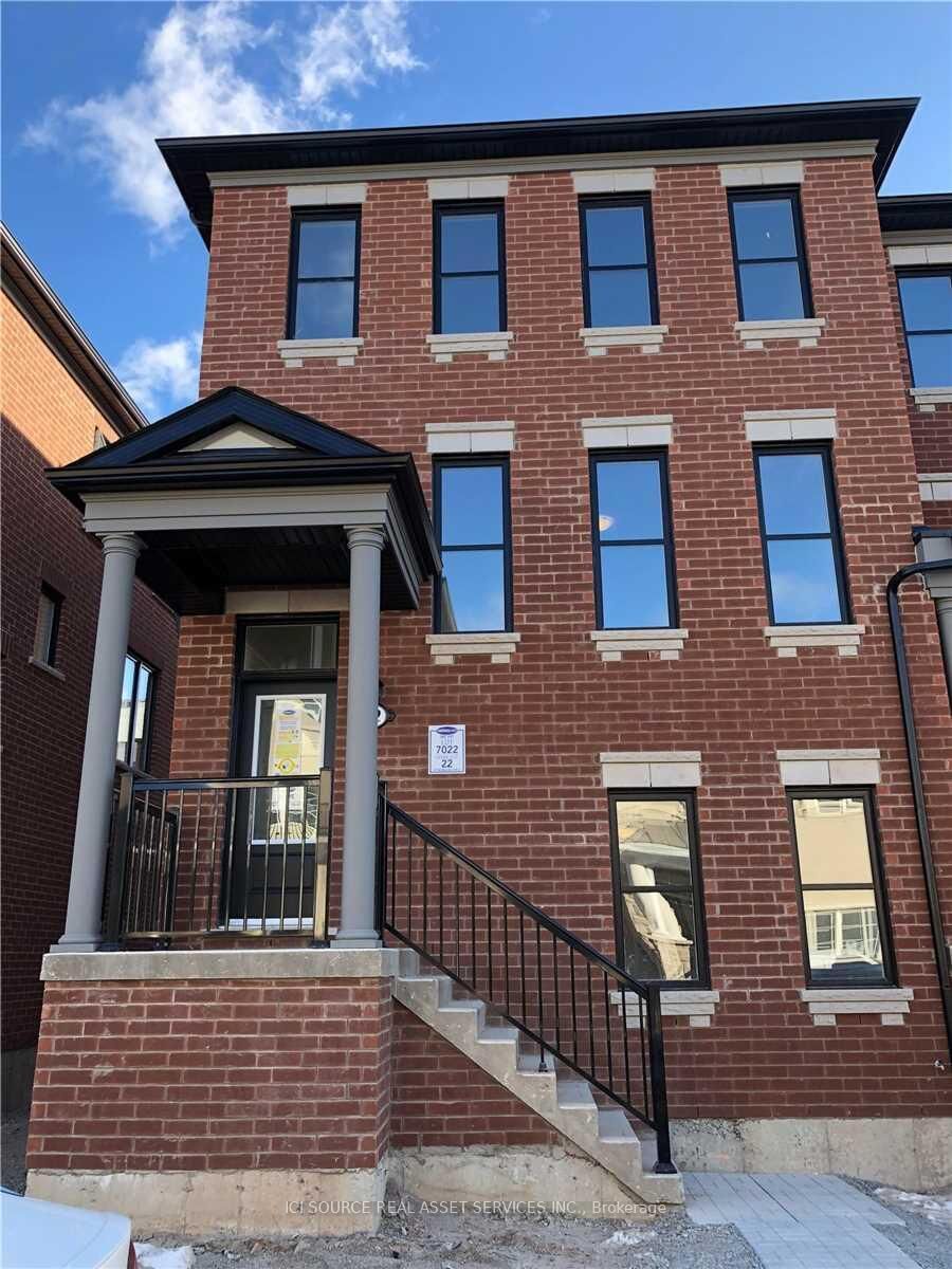 Property Photo:  975 Whitlock Avenue 22  ON L9E 1S9 