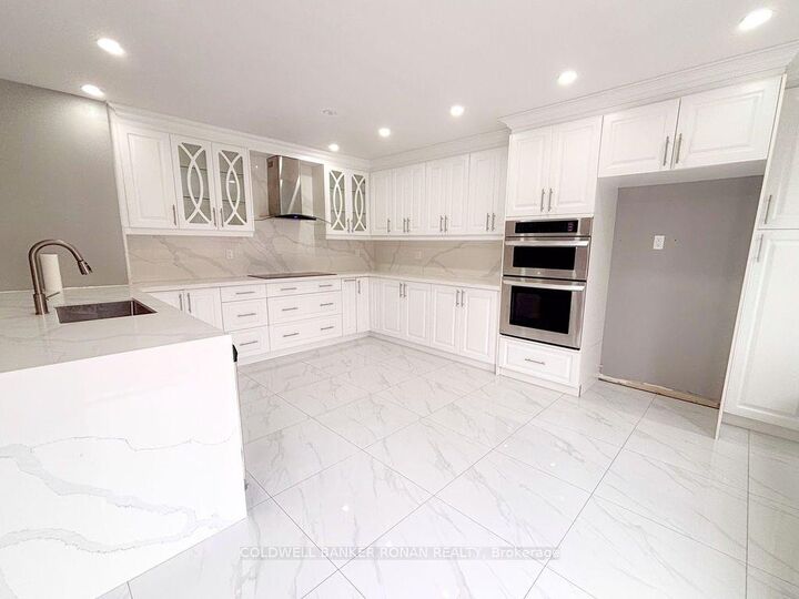 Property Photo:  7 Kidd Crescent  ON L9R 0E1 