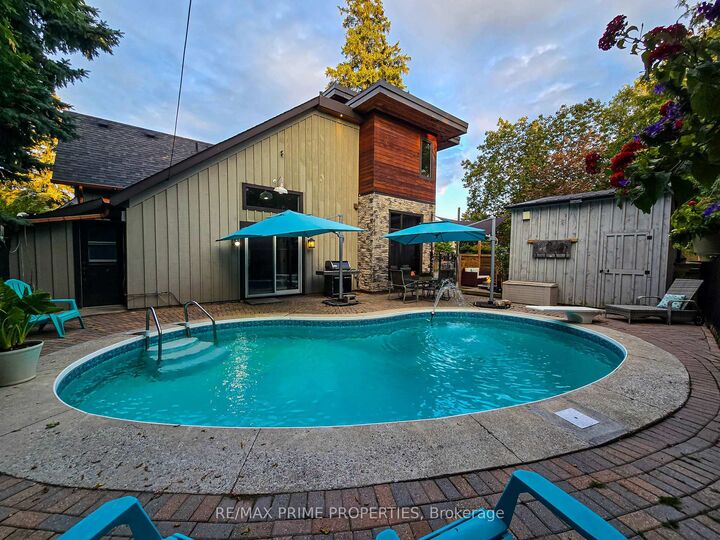 Property Photo:  227 Second Street  ON L4A 1B9 