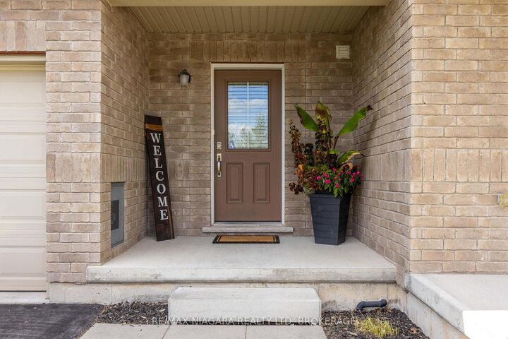 Property Photo:  8073 Cole Court  ON L2G 0H8 