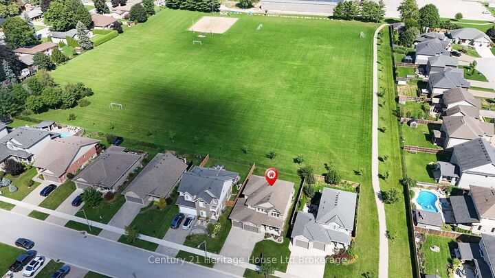 Property Photo: 91 Boyd Boulevard ON N0M 2M0
