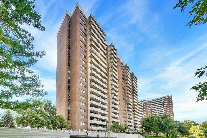 Property Photo:  260 Scarlett Road 207  ON M6N 4X6 