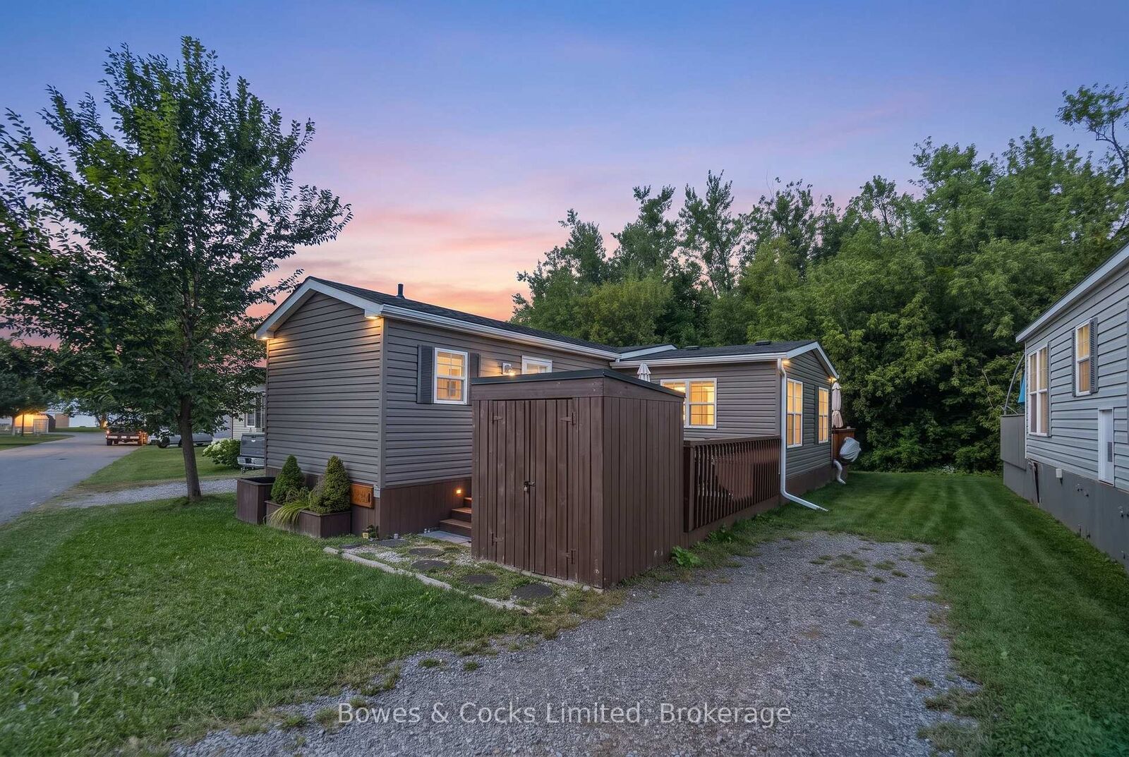 Property Photo:  1235 Villiers Line 15 The Point Dr.  ON K0L 2G0 