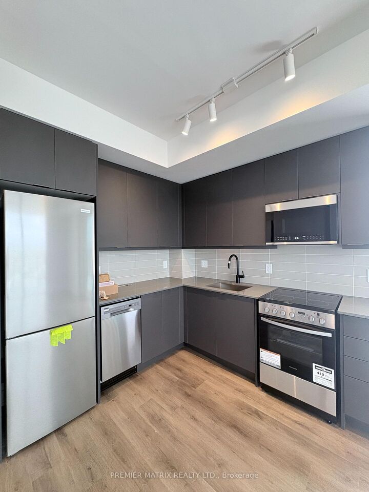 Property Photo:  115 Nipissing Road 1410A  ON L9T 1R3 
